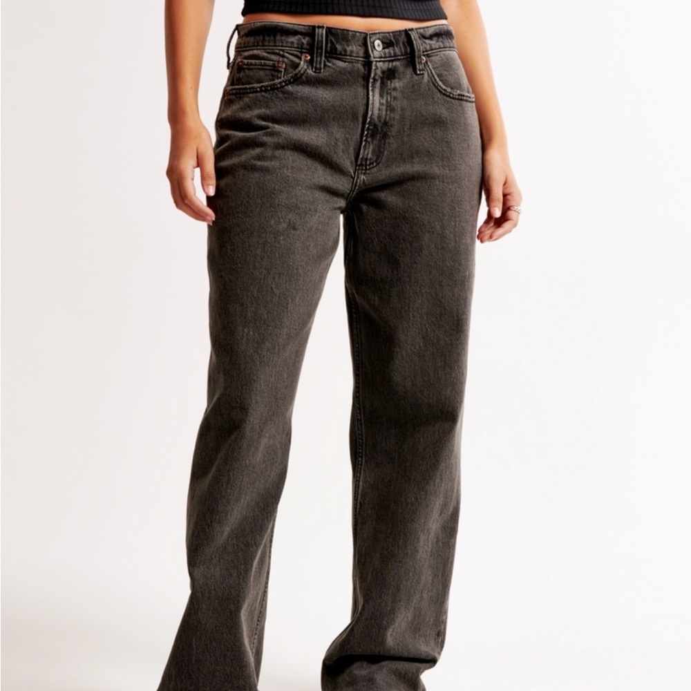 Abercrombie & Fitch Low Rise Baggy Curve Love Jeans